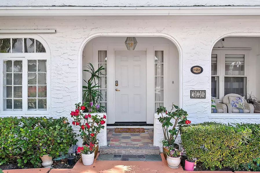 328 Monroe DR, West Palm Beach, FL 33405