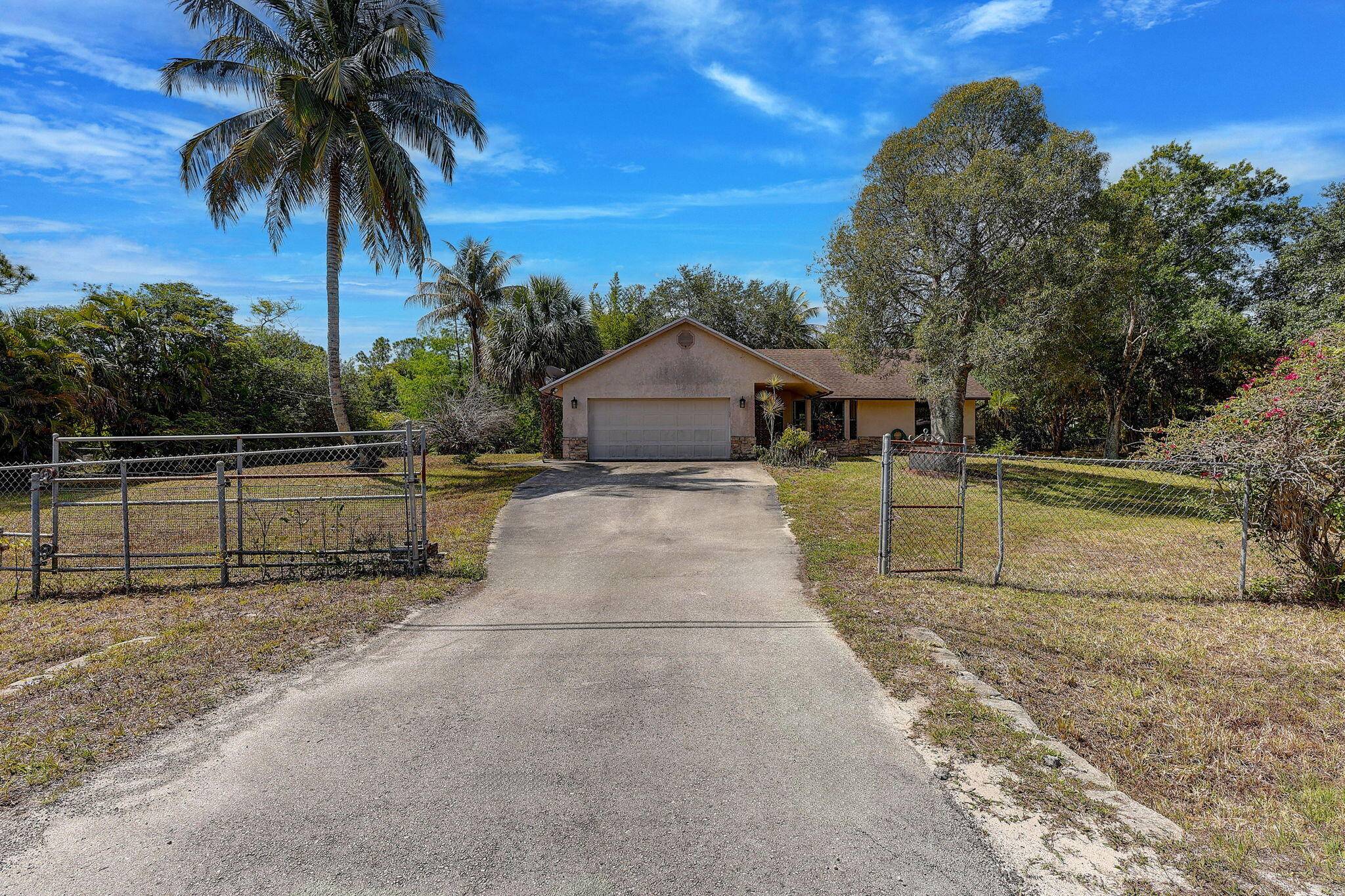 West Palm Beach, FL 33412,13298 N 82nd ST