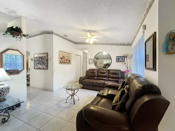 Miami, FL 33177,13824 SW 156th ST