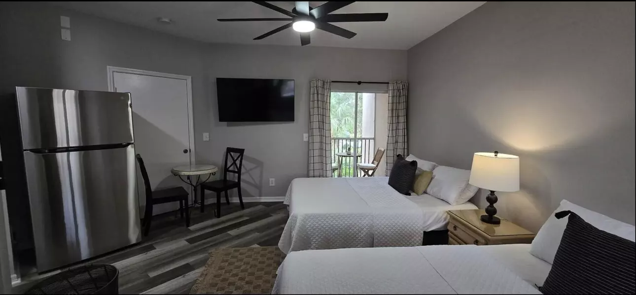 10047 Perfect DR B, Port Saint Lucie, FL 34986