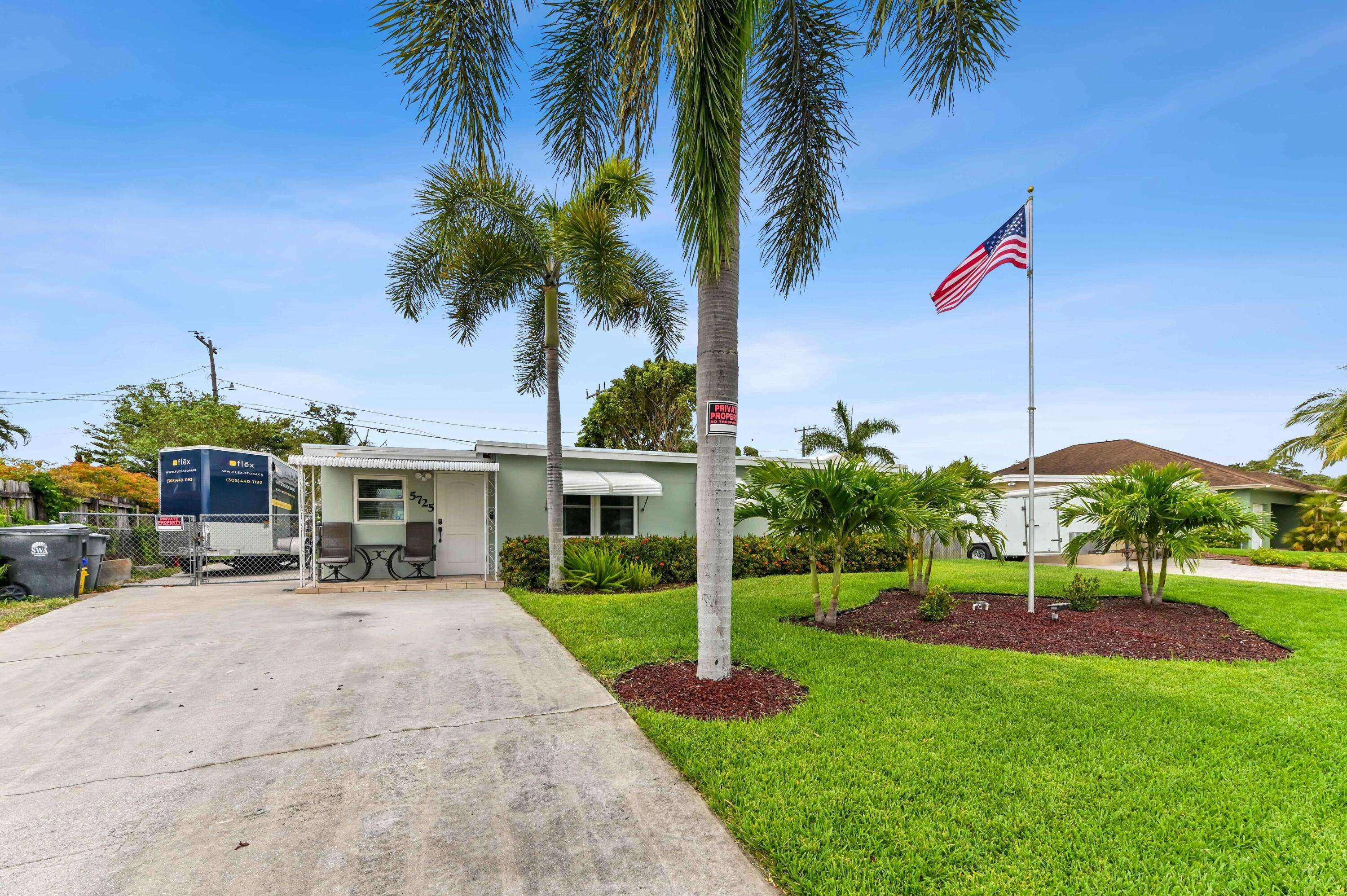 5725 Basil DR, West Palm Beach, FL 33415