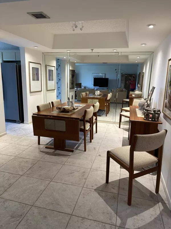 Highland Beach, FL 33487,4600 S Ocean BLVD 402