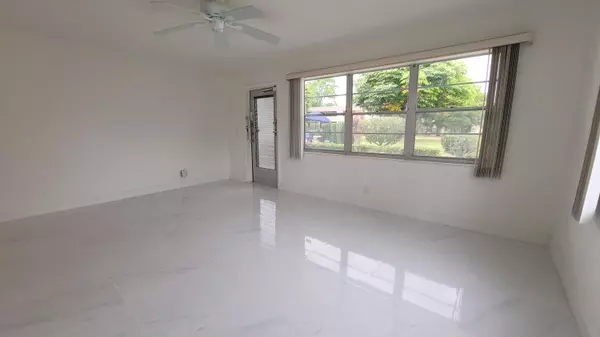 West Palm Beach, FL 33417,405 Windsor R