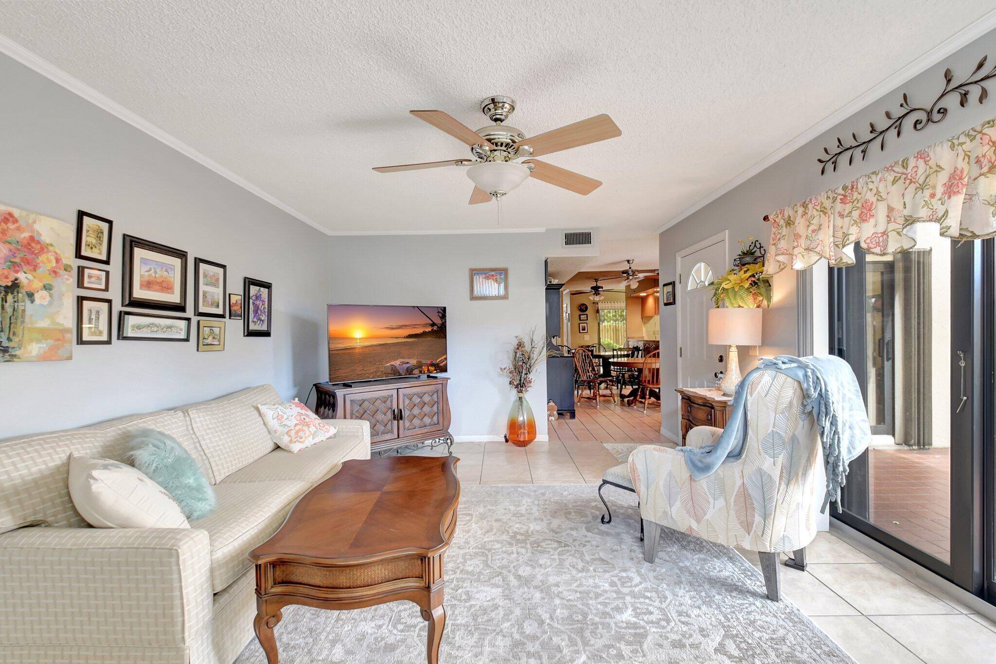 West Palm Beach, FL 33406,3718 Victoria DR