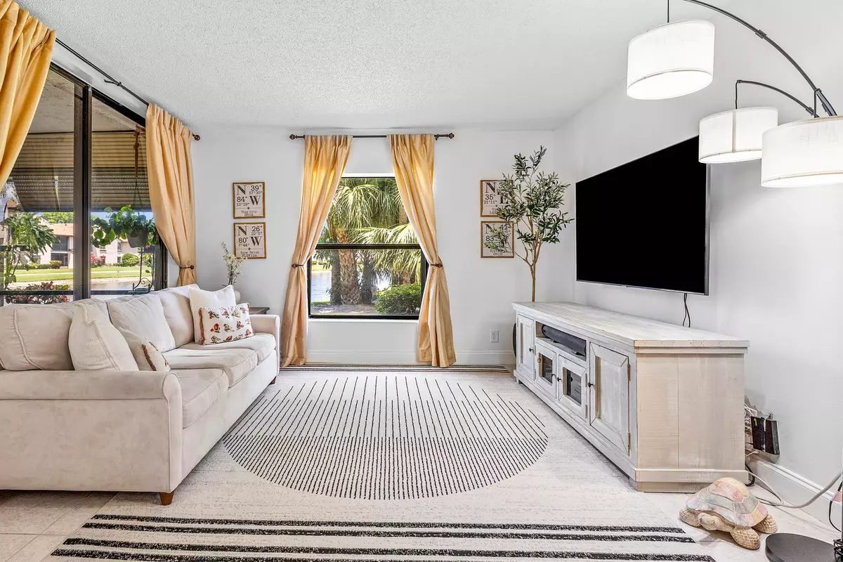 Boca Raton, FL 33434,8609 W Boca Glades BLVD A