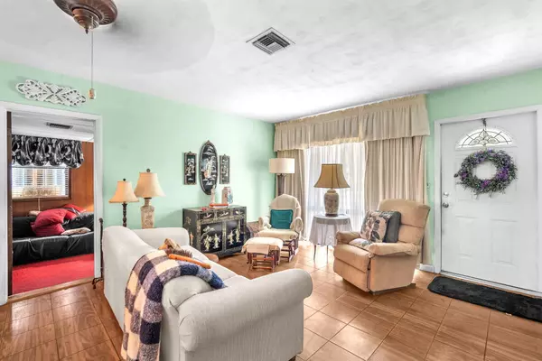 Pompano Beach, FL 33064,730 NE 23rd PL