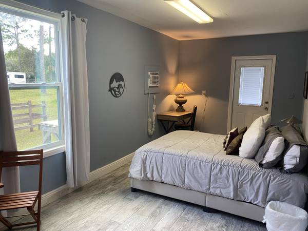 2141 B RD Studio Apt 1, Loxahatchee Groves, FL 33470