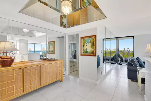 Singer Island, FL 33404,5550 N Ocean DR 7-C