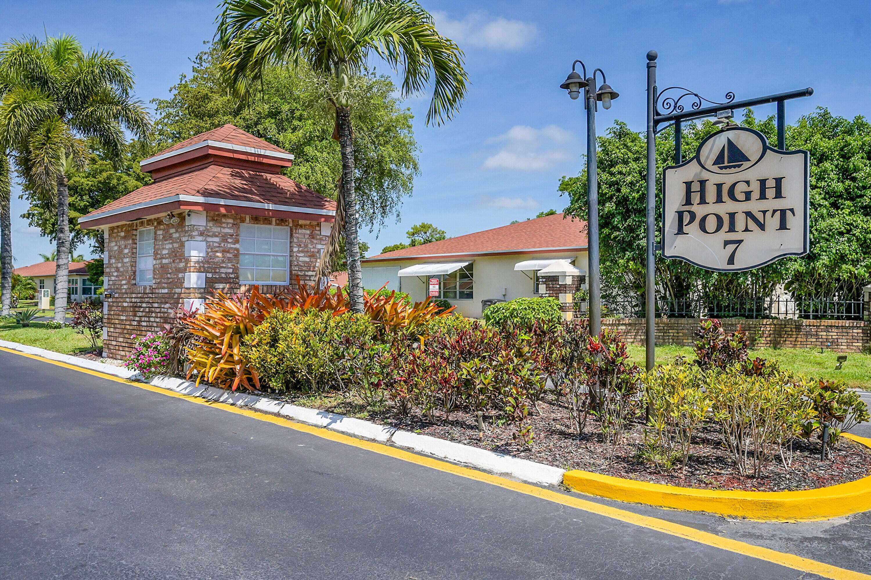 4585 NW 3rd ST D, Delray Beach, FL 33445