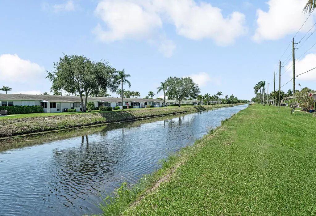 West Palm Beach, FL 33415,2775 W Dudley DR D
