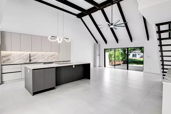 Boca Raton, FL 33433,6560 Las Flores DR