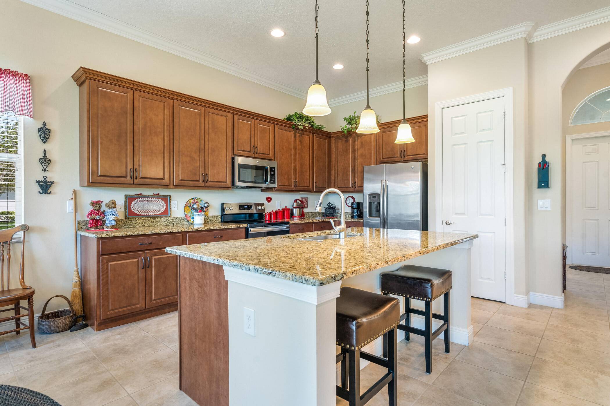 Vero Beach, FL 32967,6104 Graysen SQ