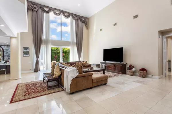 Boca Raton, FL 33496,17906 Aberdeen WAY