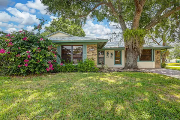 1791 SW Boeing ST, Port Saint Lucie, FL 34953