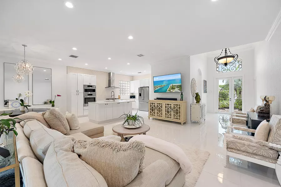 10680 Grande BLVD, West Palm Beach, FL 33412