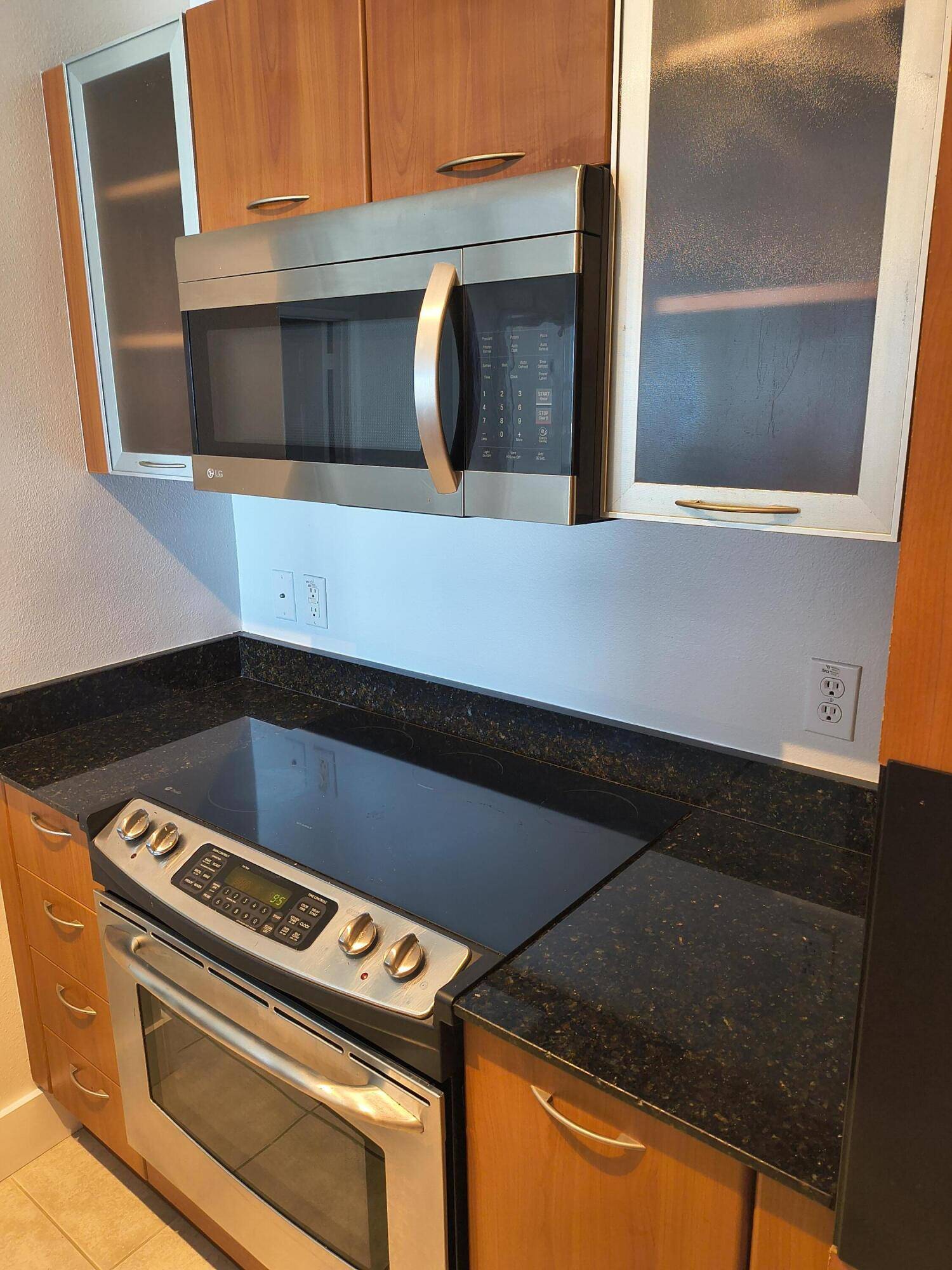 Boynton Beach, FL 33435,100 NE 6th ST 605