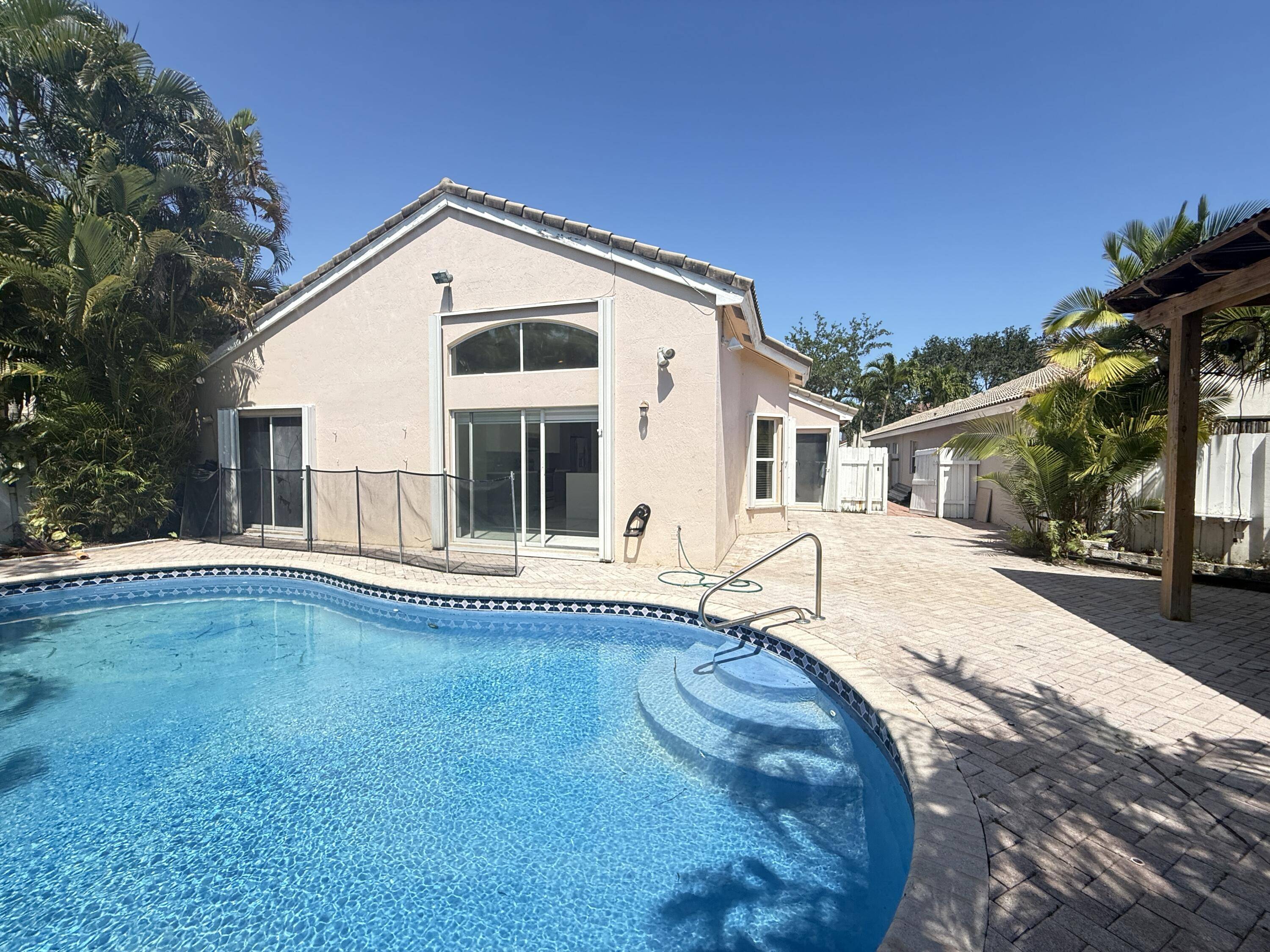 Hollywood, FL 33312,4891 SW 34th TER