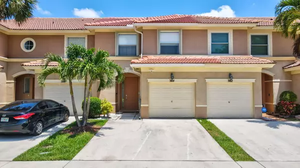 384 River Bluff LN, Royal Palm Beach, FL 33411