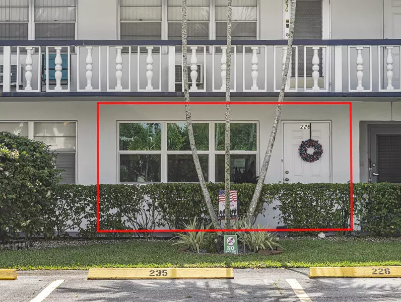 226 Northampton L 226, West Palm Beach, FL 33417