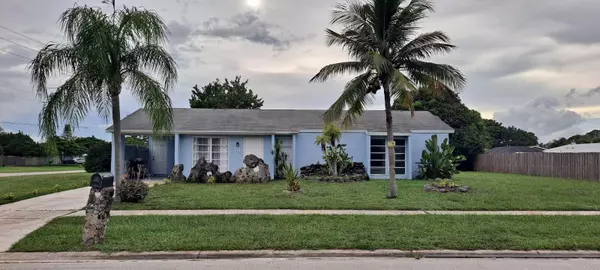 201 NE Solida CIR, Port Saint Lucie, FL 34983