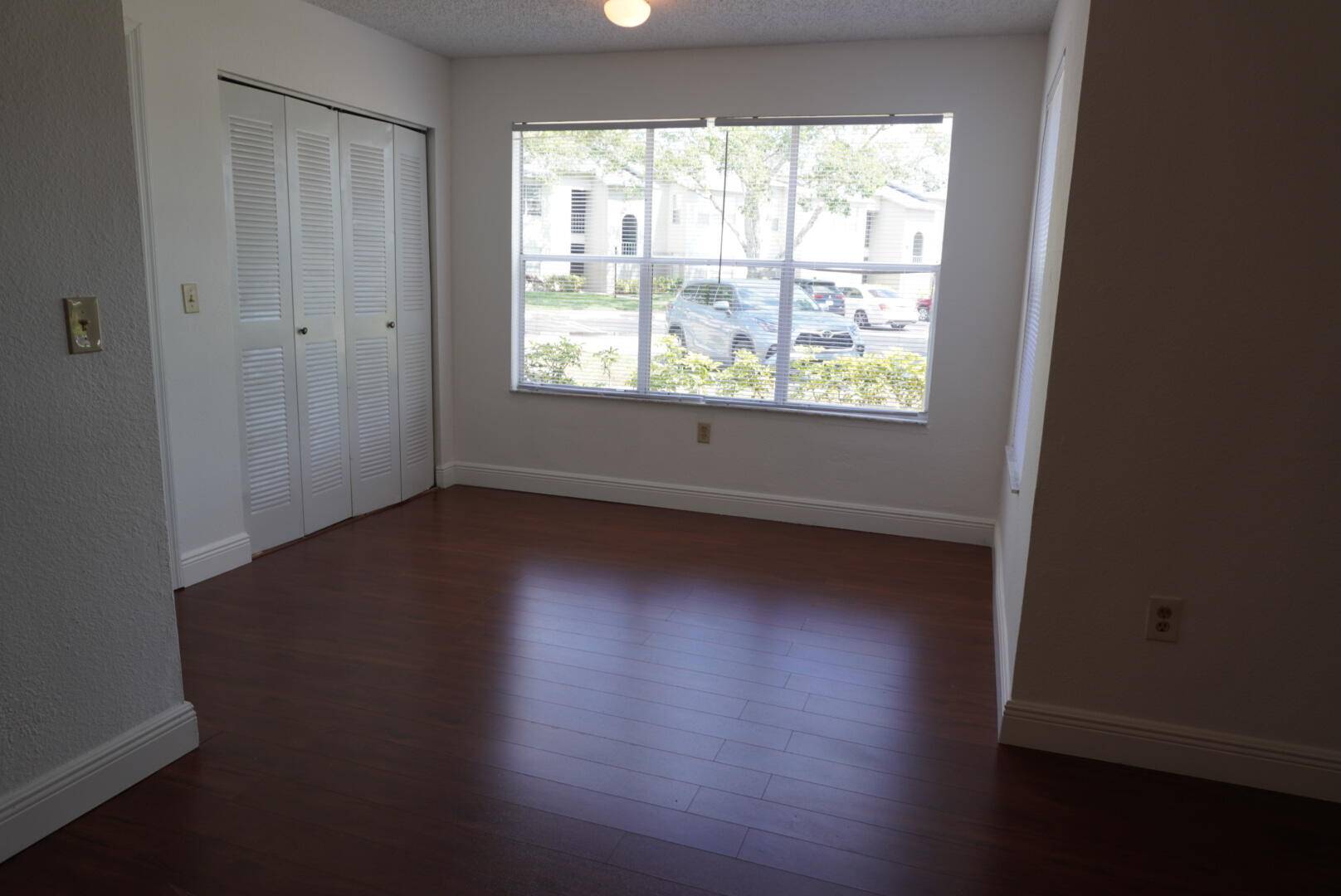 West Palm Beach, FL 33409,1401 Village BLVD 718