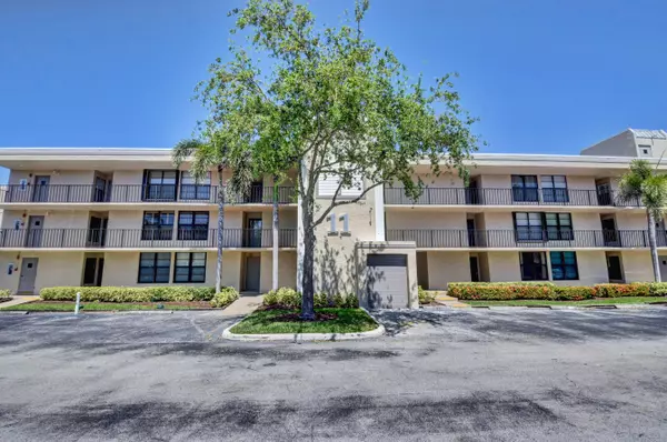 Boca Raton, FL 33432,11 Royal Palm WAY 304