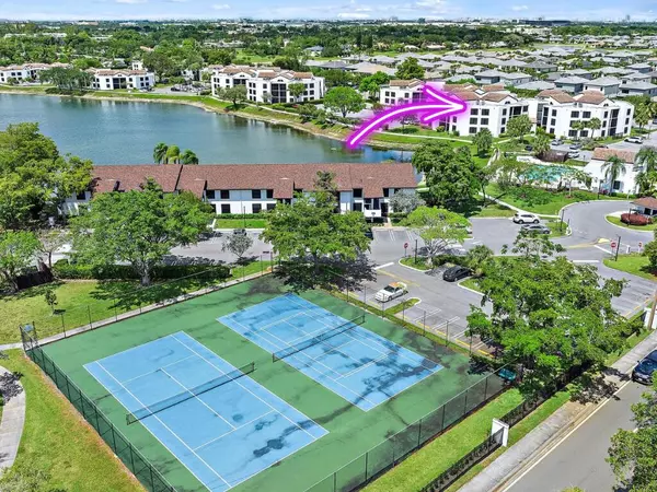 210 Lake Pointe DR 310, Oakland Park, FL 33309