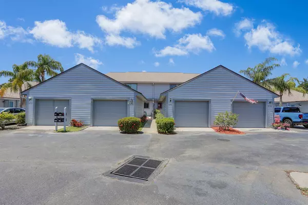 6148 SE Georgetown PL 805, Hobe Sound, FL 33455