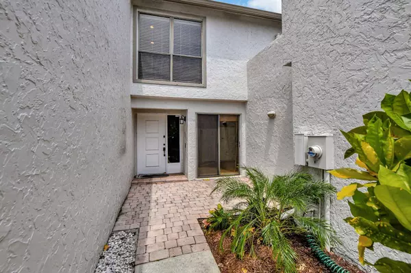 Boca Raton, FL 33433,6732 Canary Palm CIR
