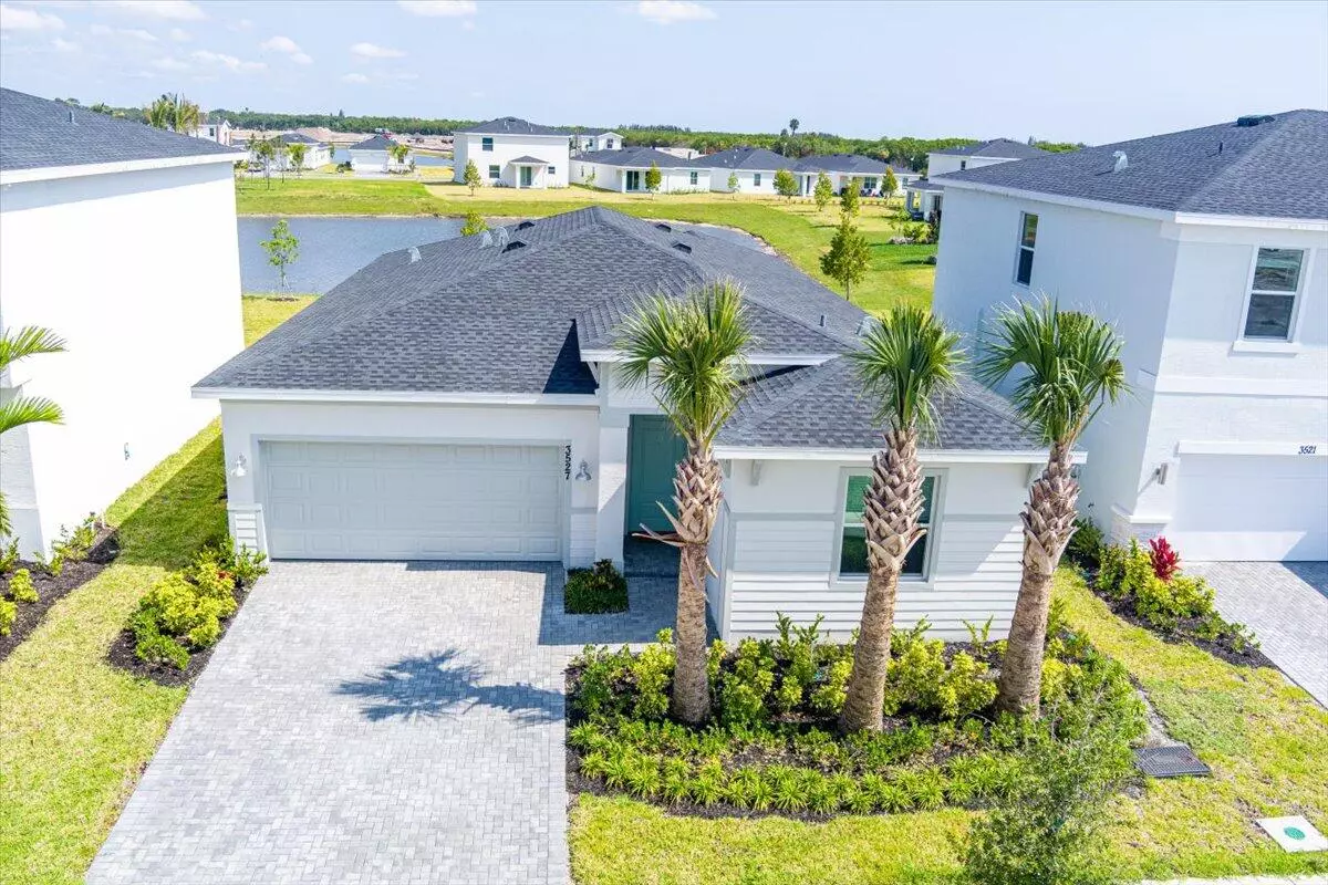 Fort Pierce, FL 34946,3527 Angler DR