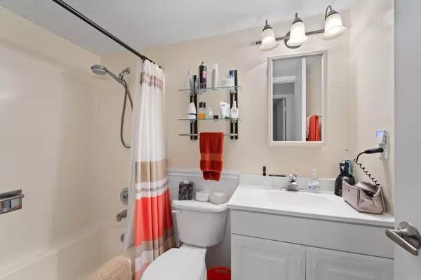 Jupiter, FL 33469,18081 SE Country Club DR 161