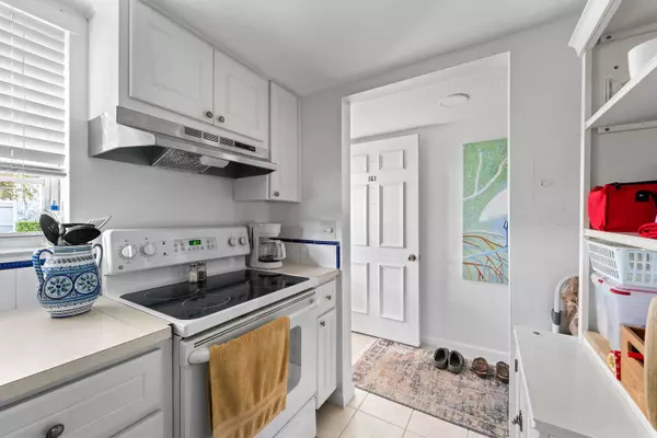 Jupiter, FL 33469,18081 SE Country Club DR 161