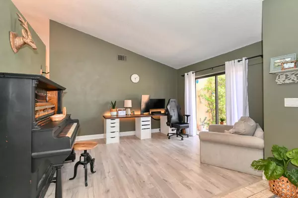 Royal Palm Beach, FL 33411,112 Miramar AVE