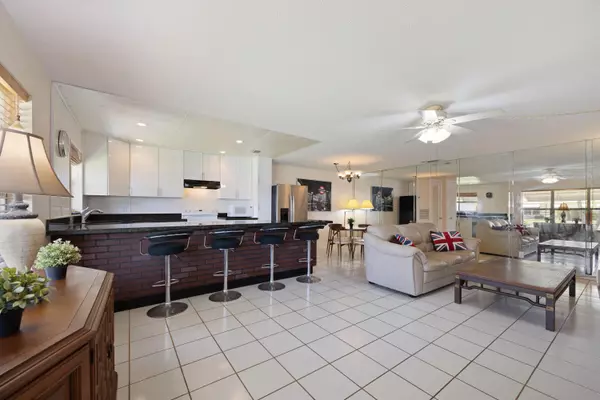 Boynton Beach, FL 33435,210 South BLVD C