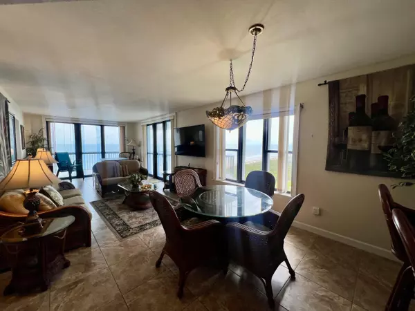 Hutchinson Island, FL 34949,4200 N Highway A1a 716