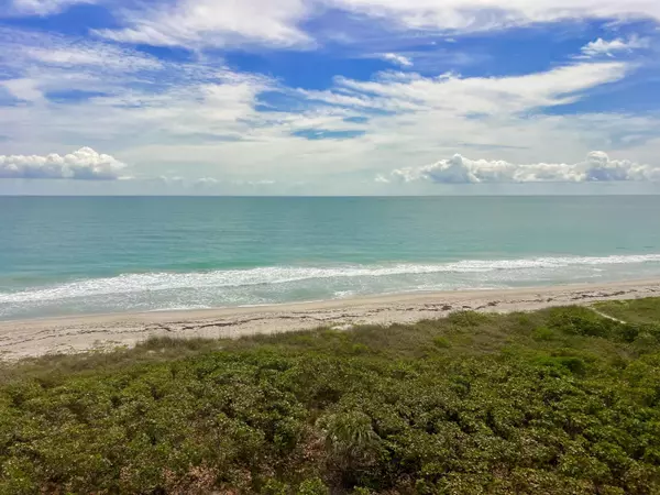 Hutchinson Island, FL 34949,4200 N Highway A1a 716