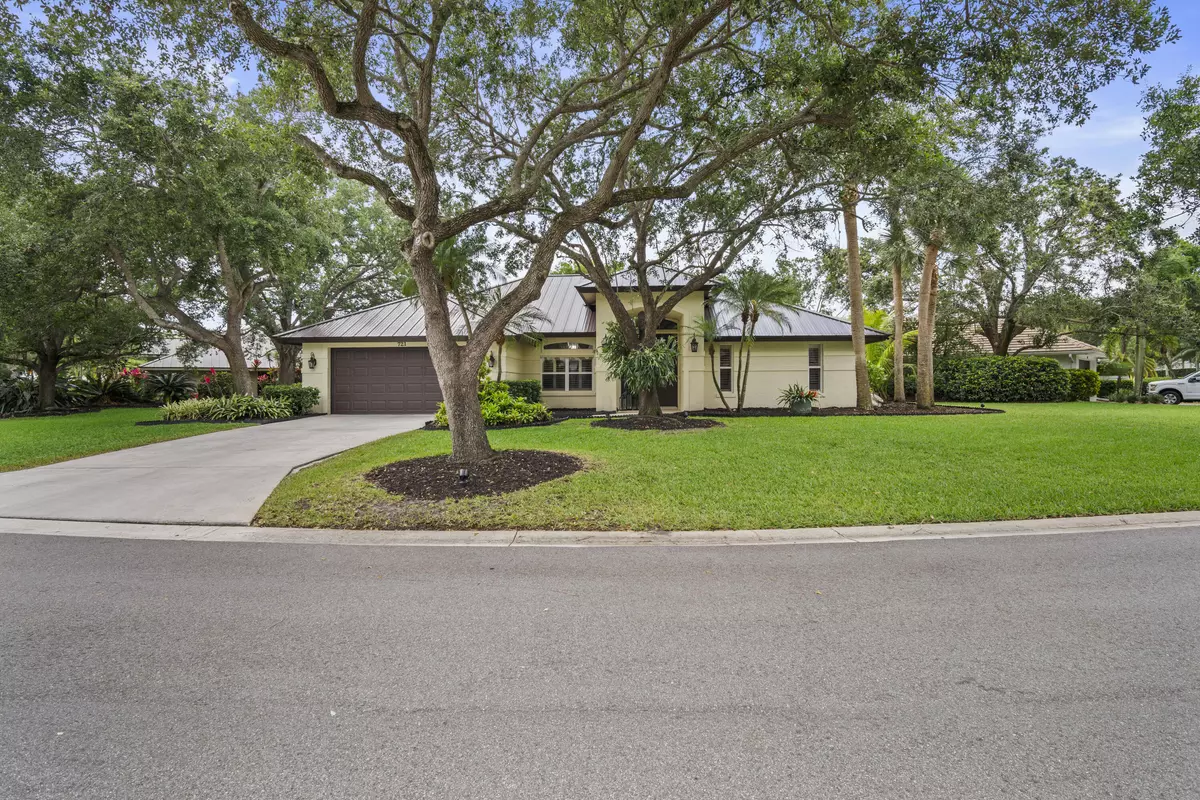 Palm City, FL 34990,721 SW Lighthouse DR
