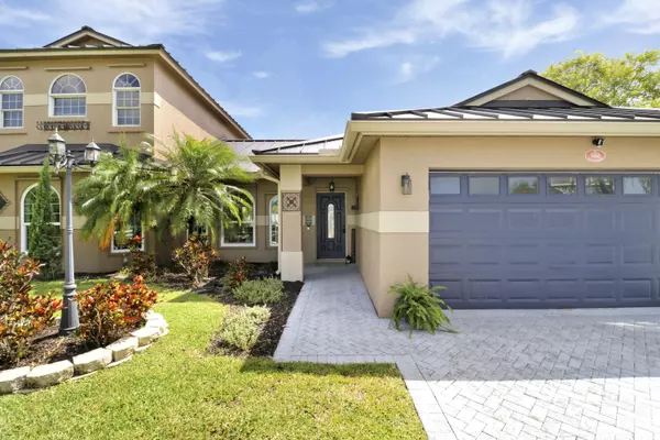 Port Saint Lucie, FL 34953,552 SW Dauphin AVE
