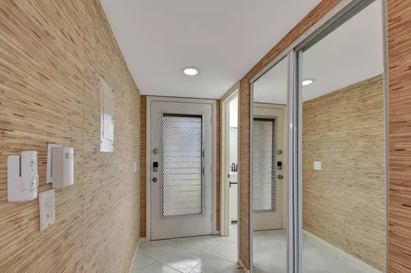 Delray Beach, FL 33484,459 Piedmont J