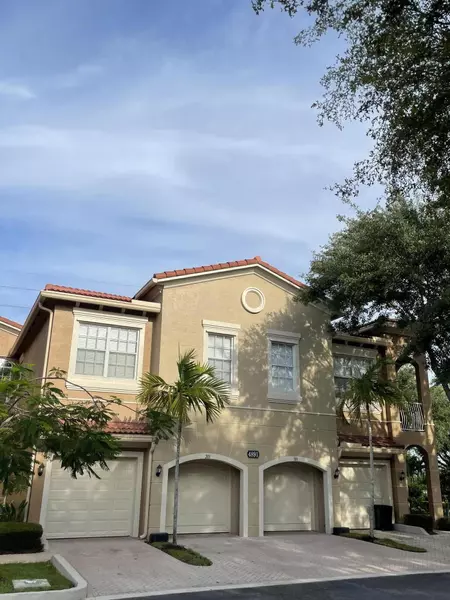4891 Bonsai CIR 201, Palm Beach Gardens, FL 33418