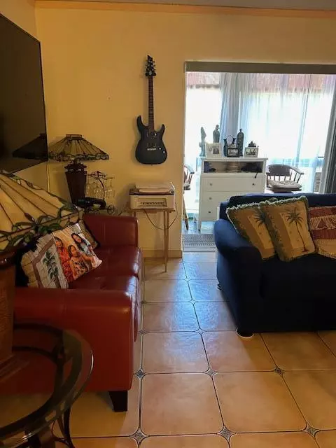 Lake Worth, FL 33461,2687 N Garden DR 204