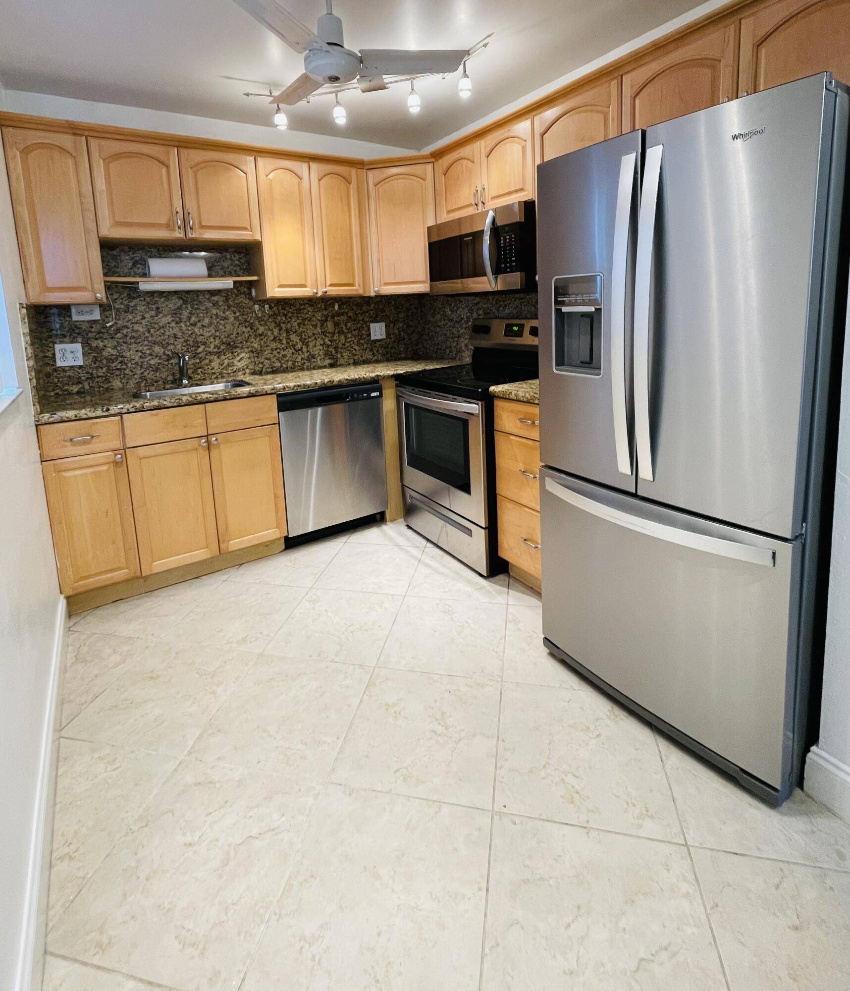Delray Beach, FL 33446,252 Brittany F F