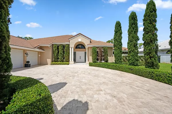 West Palm Beach, FL 33411,1697 Mayacoo Lakes BLVD