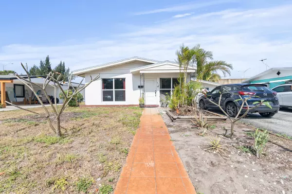 933 S Ridge ST, Lake Worth Beach, FL 33460