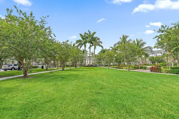 Jupiter, FL 33458,255 Murcia DR 211