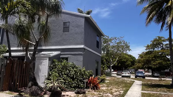 14 Crossings CIR H, Boynton Beach, FL 33435