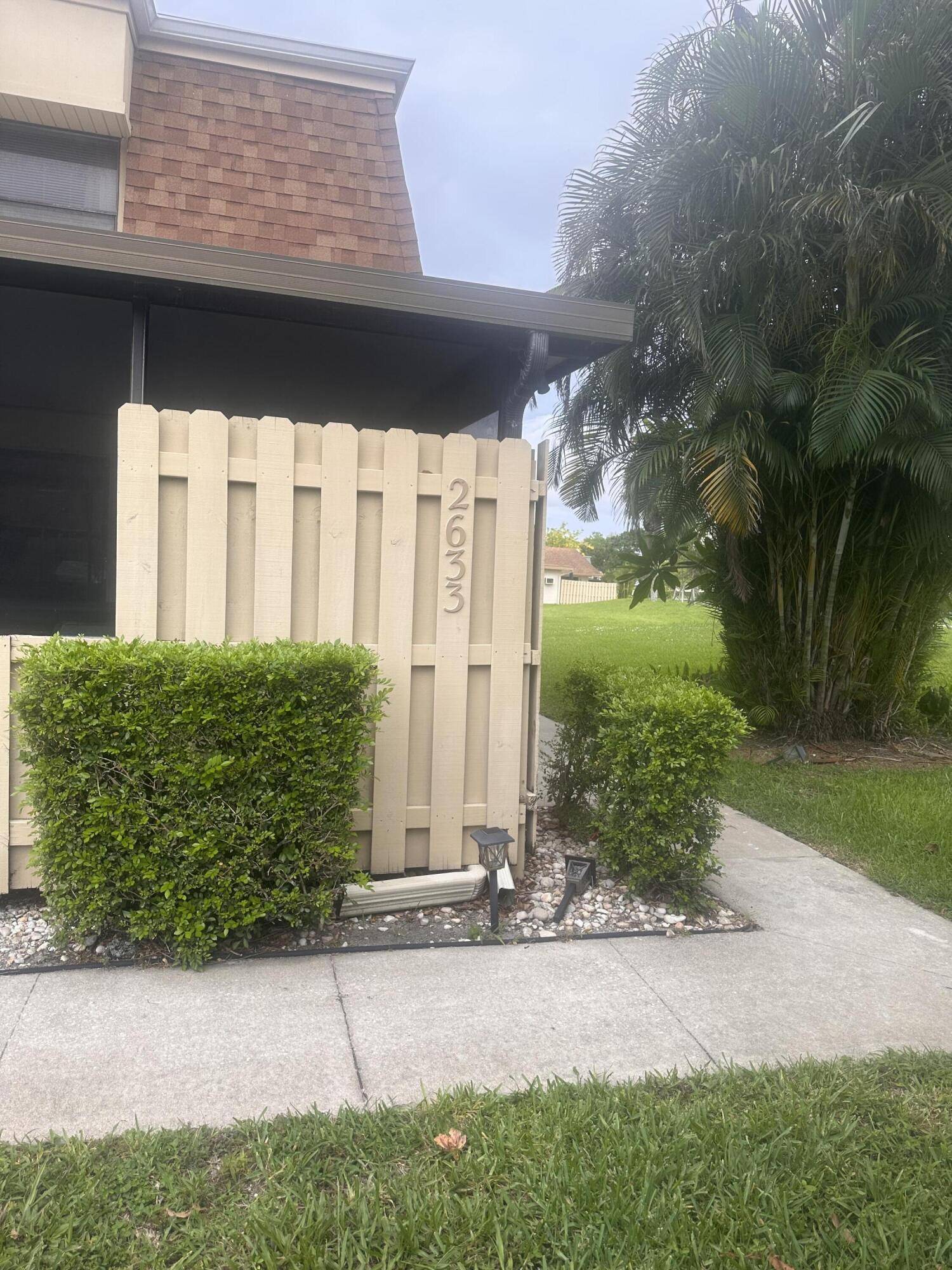 Delray Beach, FL 33445,2633 NW 7th CT B
