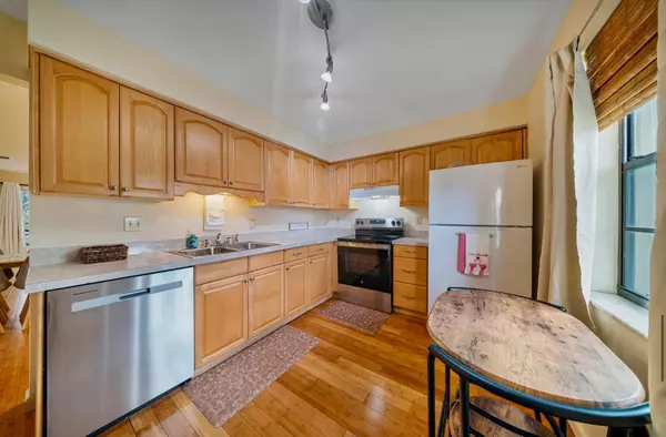 Fort Pierce, FL 34950,2050 Oleander BLVD 2*206