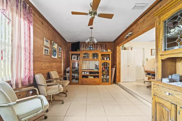 Fort Pierce, FL 34951,7302 Banyan ST