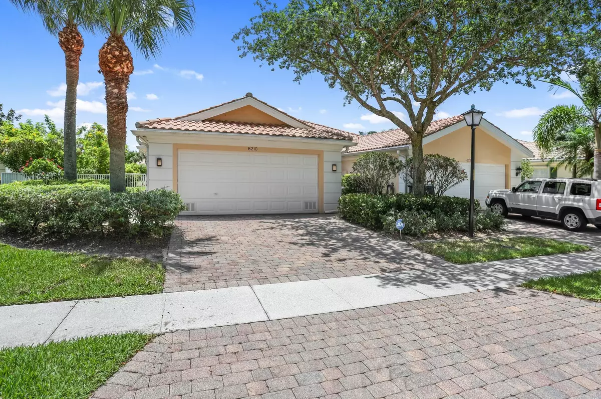 Wellington, FL 33414,8210 Saint Johns CT